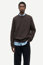 Laden Sie das Bild in den Galerie-Viewer, Samsøe Samsøe - ISAK KNIT SWEATER - Delicioso Pullover Samsøe Samsøe