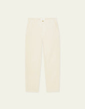 Laden Sie das Bild in den Galerie-Viewer, Les Deux - Corduroy Tapered Pants - Ivory Hosen Les Deux
