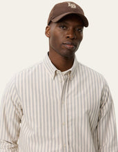 Laden Sie das Bild in den Galerie-Viewer, Les Deux - Konrad Striped Oxford Shirt - Eggnog whtie Sweatshirts Les Deux