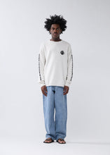 Laden Sie das Bild in den Galerie-Viewer, New Amsterdam - Knitted Logo Longsleeve - Ecru Longsleeves New Amsterdam