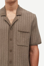 Laden Sie das Bild in den Galerie-Viewer, Samsøe Samsøe - Sarhys SS Shirt 15528 - Canteen Mel. Hemden Samsøe Samsøe