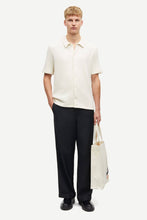 Laden Sie das Bild in den Galerie-Viewer, Samsøe Samsøe - Sakvistbro Shirt 15510 - Clear Cream Hemden Samsøe Samsøe
