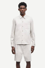 Laden Sie das Bild in den Galerie-Viewer, Samsøe Samsøe - Sataka JJ Overshirt - Moonstruck Hemden Samsøe Samsøe