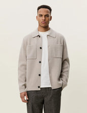 Laden Sie das Bild in den Galerie-Viewer, Les Deux - Milano Knit Overshirt - Light Sand Sweatshirts Les Deux