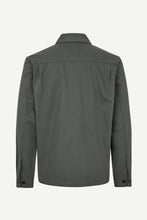 Laden Sie das Bild in den Galerie-Viewer, Samsøe Samsøe - Sadamon Go Overshirt - Dark Evergreen Hemden Samsøe Samsøe