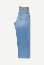 Laden Sie das Bild in den Galerie-Viewer, Samsøe Samsøe - SATIMOTHY JEANS - Retro wash Hosen Samsøe Samsøe