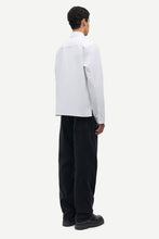 Laden Sie das Bild in den Galerie-Viewer, Samsøe Samsøe - SARYAN O SHIRT - white