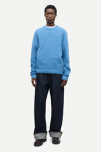 Laden Sie das Bild in den Galerie-Viewer, Samsøe Samsøe - SANATE SWEATER - Cyaneus Blau Pullover Samsøe Samsøe