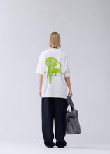 Laden Sie das Bild in den Galerie-Viewer, New Amsterdam - Chair T-Shirt - White T-Shirts New Amsterdam