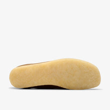 Laden Sie das Bild in den Galerie-Viewer, Clarks - Wallabee - Beeswax Schuhe Clarks