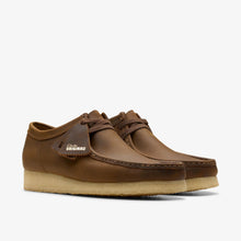 Laden Sie das Bild in den Galerie-Viewer, Clarks - Wallabee - Beeswax Schuhe Clarks