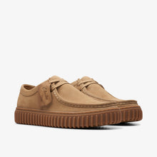 Laden Sie das Bild in den Galerie-Viewer, Clarks - Torhill Lo - Dunkles Sand-Wildleder Schuhe Clarks