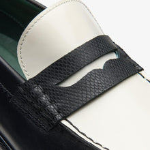 Laden Sie das Bild in den Galerie-Viewer, Clarks - Craft James Lo - Schwarze Kombination Schuhe Clarks