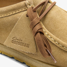 Laden Sie das Bild in den Galerie-Viewer, Clarks - Godney Lace - Dunkles Sand-Wildleder Schuhe Clarks