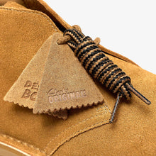 Laden Sie das Bild in den Galerie-Viewer, Clarks - DSRT 2456 Rock - Hellbraunes Wildleder Schuhe Clarks