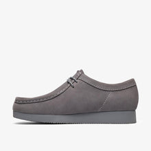 Laden Sie das Bild in den Galerie-Viewer, Clarks - Wallabee Lite - Graues Veloursleder Schuhe Clarks