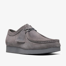 Laden Sie das Bild in den Galerie-Viewer, Clarks - Wallabee Lite - Graues Veloursleder