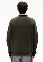 Laden Sie das Bild in den Galerie-Viewer, Armedangels - Baaro Fleece Sweatshirt - Forest Pine Pullover Armedangels