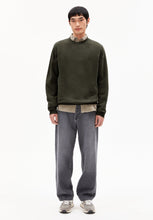 Laden Sie das Bild in den Galerie-Viewer, Armedangels - Baaro Fleece Sweatshirt - Forest Pine Pullover Armedangels