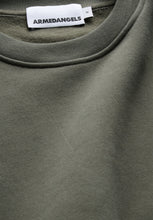 Laden Sie das Bild in den Galerie-Viewer, Armedangels - Baaro Fleece Sweatshirt - Forest Pine Pullover Armedangels