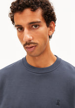 Laden Sie das Bild in den Galerie-Viewer, Armedangels - Baaro Fleece Sweatshirt - Moonshadow