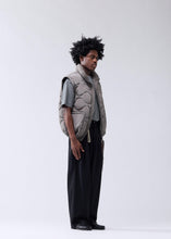 Laden Sie das Bild in den Galerie-Viewer, New Amsterdam - Detachable Jacket - Dark Taupe Jacken New Amsterdam