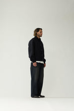 Laden Sie das Bild in den Galerie-Viewer, New Amsterdam - WOOL COACH JACKET BLACK