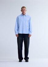 Laden Sie das Bild in den Galerie-Viewer, New Amsterdam - BEACH SHIRT OXFORD LIGHT BLUE Hemden New Amsterdam