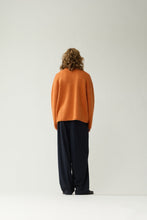 Laden Sie das Bild in den Galerie-Viewer, New Amsterdam - TIDE KNIT - BURNED ORANGE