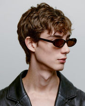 Laden Sie das Bild in den Galerie-Viewer, A. Kjærbede - Macy Sunglasses - Demi Tortoise Accessoires A. Kjærbede