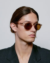 Laden Sie das Bild in den Galerie-Viewer, A. Kjærbede - Marvin Sunglasses - Champagne Accessoires A. Kjærbede