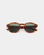 Laden Sie das Bild in den Galerie-Viewer, A. Kjærbede - Zan Sunglasses - Havana Accessoires A. Kjærbede