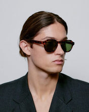 Laden Sie das Bild in den Galerie-Viewer, A. Kjærbede - Zan Sunglasses - Havana Accessoires A. Kjærbede