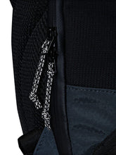 Laden Sie das Bild in den Galerie-Viewer, Aevor - Trip Pack - Proof Petrol Accessoires Aevor