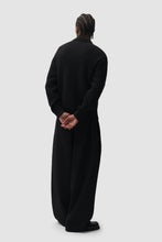 Laden Sie das Bild in den Galerie-Viewer, Arte Antwerp - Stencil Zip Cardigan - Black Pullover Arte Antwerp