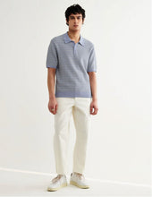 Laden Sie das Bild in den Galerie-Viewer, Wax London - Naples Knitted Polo - Light Blue Mini Geometric Hemden Wax London