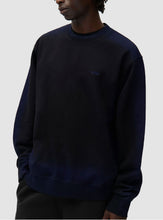 Laden Sie das Bild in den Galerie-Viewer, Arte Antwerp - Sunfade Crewneck - Navy/Black Pullover Arte Antwerp