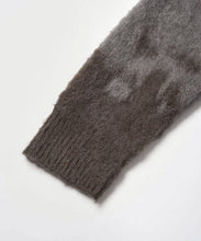Laden Sie das Bild in den Galerie-Viewer, Gramicci - Mohair Splatter Cardigan - SLATE SPLATTER