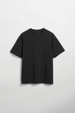 Laden Sie das Bild in den Galerie-Viewer, Elvine - T-Shirt Hadar - Black T-Shirts Elvine