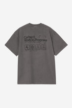 Laden Sie das Bild in den Galerie-Viewer, Carhartt WIP - S/S Boxed T-Shirt - Soot, Garment dyed Sweatshirts Carhartt WIP