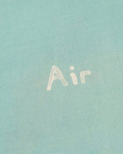 Laden Sie das Bild in den Galerie-Viewer, Thinking MU - Air Zach Tee - White T-Shirts Thinking MU