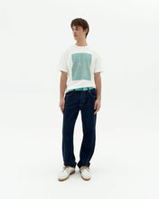 Laden Sie das Bild in den Galerie-Viewer, Thinking MU - Air Zach Tee - White T-Shirts Thinking MU