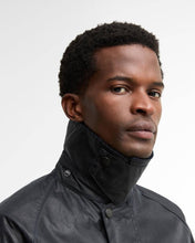 Laden Sie das Bild in den Galerie-Viewer, Barbour - Wachsjacke Classic Beaufort - Classic Navy Jacken Barbour