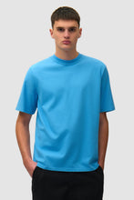 Laden Sie das Bild in den Galerie-Viewer, Arte Antwerp - Blurry Back Print - blue T-Shirts Arte Antwerp