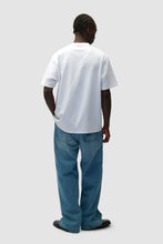 Laden Sie das Bild in den Galerie-Viewer, Arte Antwerp -Circle Logo Cut T-shirt - White T-Shirts Arte Antwerp
