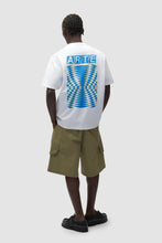 Laden Sie das Bild in den Galerie-Viewer, Arte Antwerp - Abstract Back Print T-Shirt, White T-Shirts Arte Antwerp