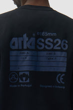Laden Sie das Bild in den Galerie-Viewer, Arte Antwerp - Back SS26 Crewneck - Black Sweatshirts Arte Antwerp