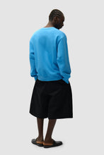 Laden Sie das Bild in den Galerie-Viewer, Arte Antwerp - Heart Crewneck Sweater - Blue Pullover Arte Antwerp