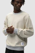 Laden Sie das Bild in den Galerie-Viewer, Arte Antwerp - Reversible label Crewneck - Grey Pullover Arte Antwerp