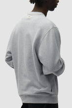 Laden Sie das Bild in den Galerie-Viewer, Arte Antwerp - Reversible label Crewneck - Grey Pullover Arte Antwerp